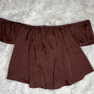 FUN FOR FALL! Off the shoulder top!